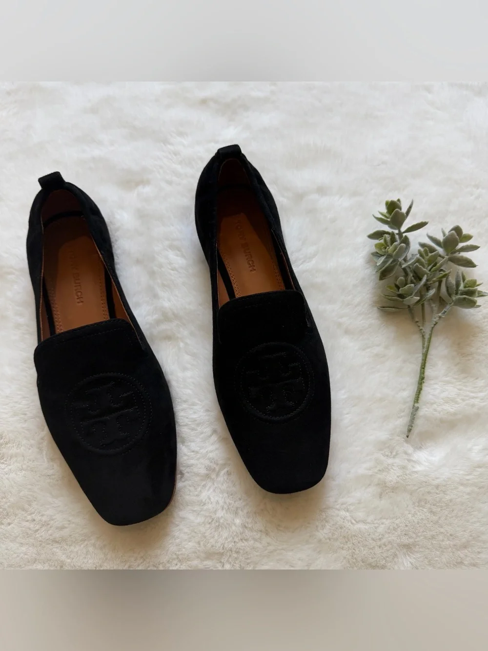 Tory Burch | EUC - Leigh Loafer - Size 8 - Black Silk Suede